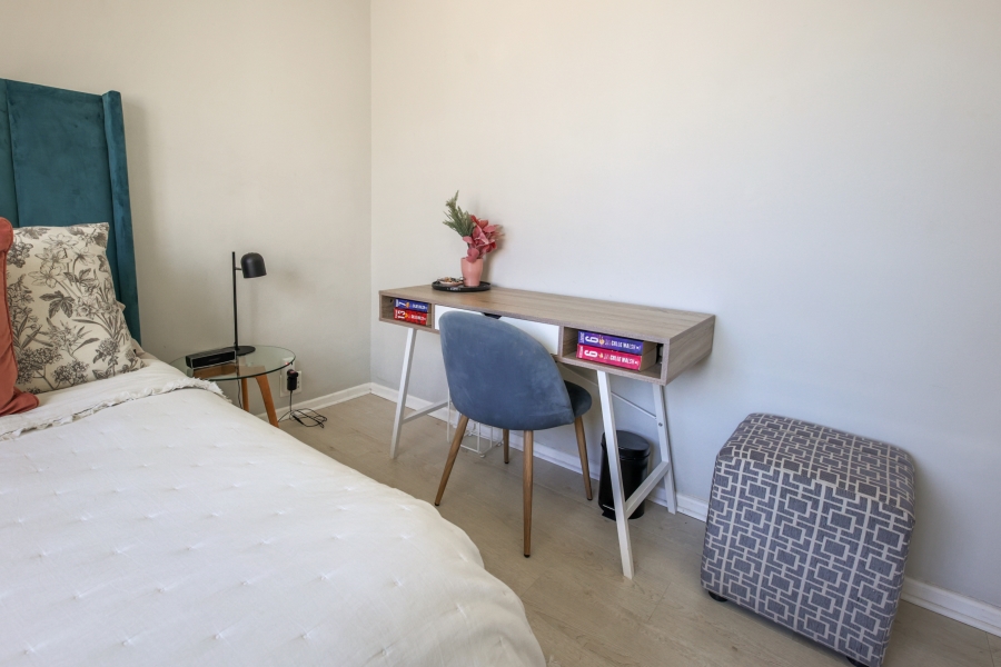 To Let 2 Bedroom Property for Rent in Sea Point Western Cape